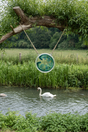 Hanging glass, with swan