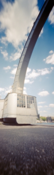 Fairbarn Steam Crane, pinhole