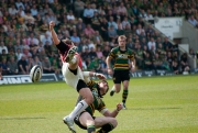 Jon Clarke and Alex Goode. Northampton Saints v Saracens. Franklin's Gardens, Northampton. 24/04/2010. Nikon D200 - 1/1250 sec @ f5.6, ISO 500 (1027_0017.jpg)