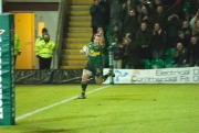 Paul Diggin. Northampton Saints v Edinburgh. Heineken European Cup. Franklin's Gardens, Northampton. 14/02/2011. Nikon D200 - 1/125 sec @ f5.6, ISO 3200 (1064_0128.jpg)