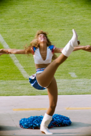 Bills cheerleader